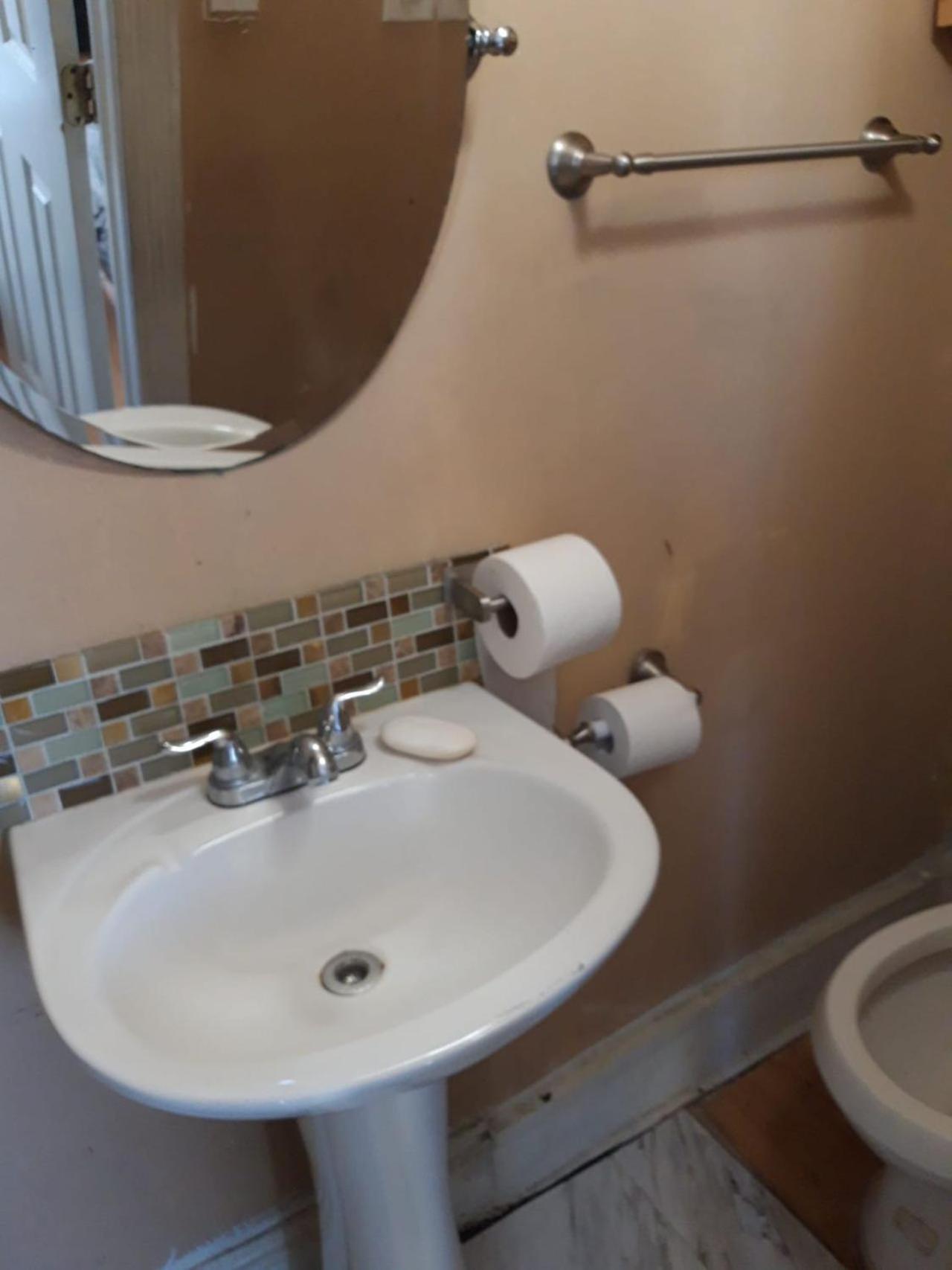 2131 Private Double Room Philadelphia Bagian luar foto